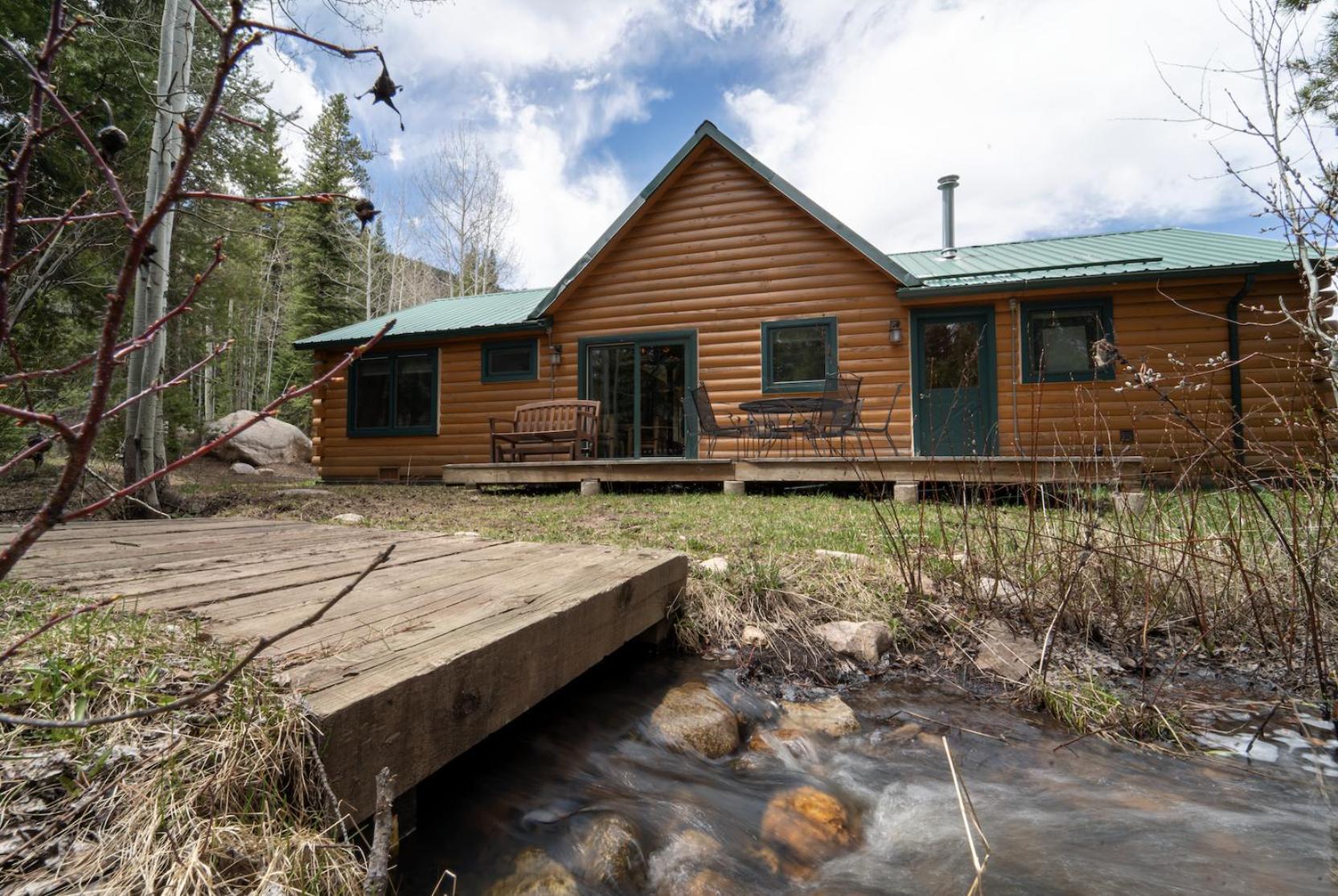 Beyul Retreat Villa Meredith Exterior photo